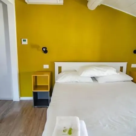 Fuoriporta Affitti Brevi - Corte 4 Con Parcheggio Gratuito Apartment Parma